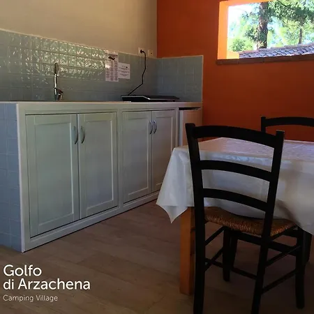 شقة فندقية Villaggio Golfo Di Arzachena 3*